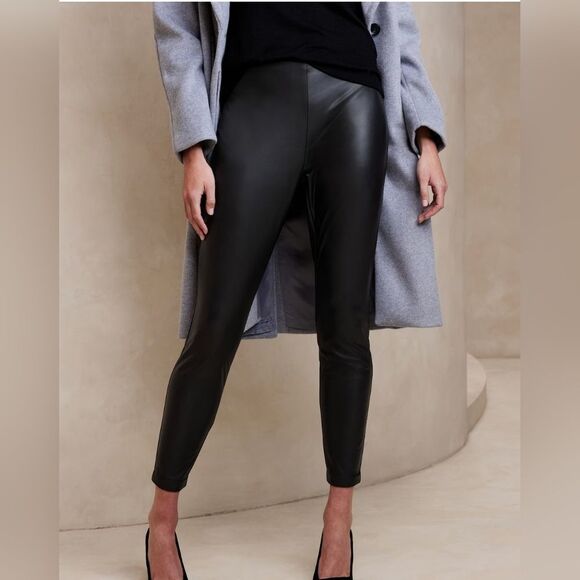 Banana Republic Factory Vegan Leather Legging, Black, Size Small, NWT - Picture 2 of 10